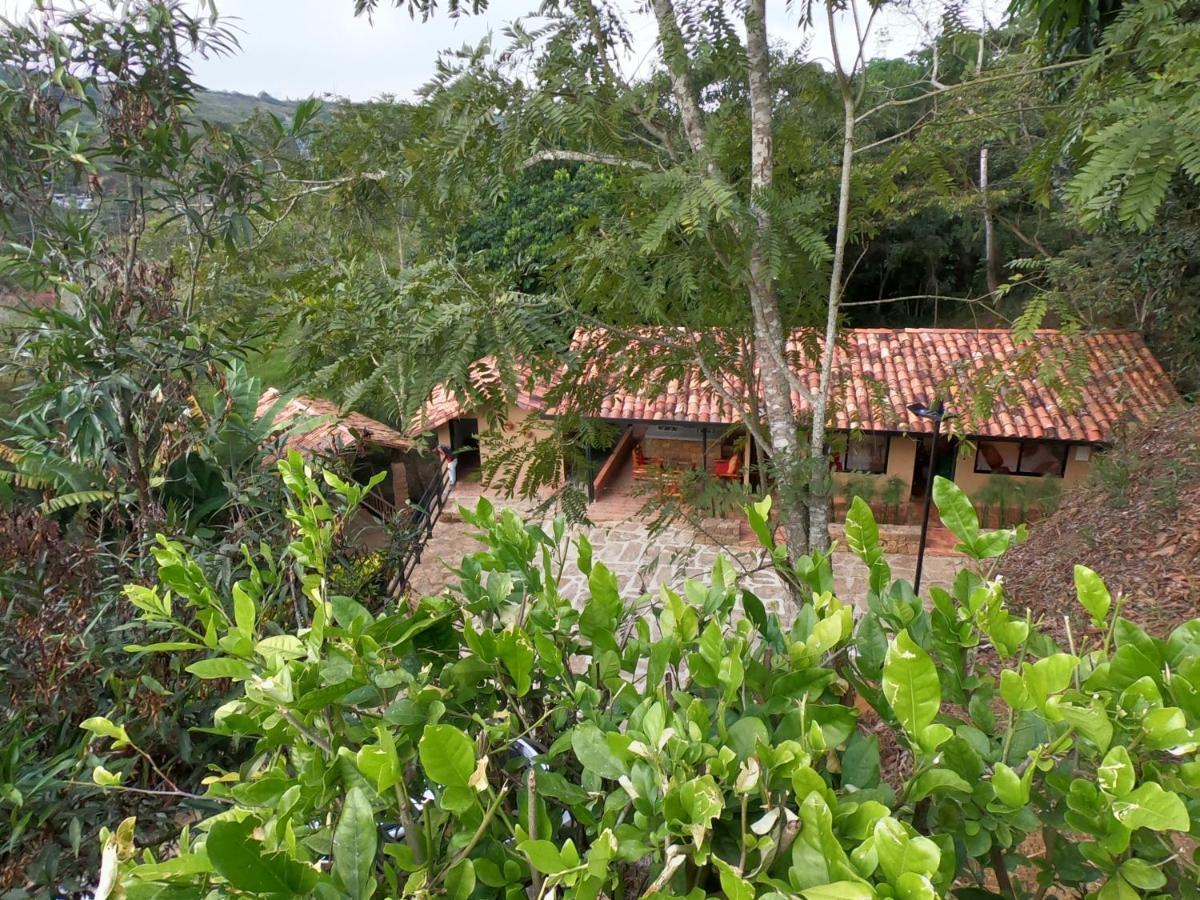 Hotel Casas De Campo El Ciruelo San Gil Exterior photo
